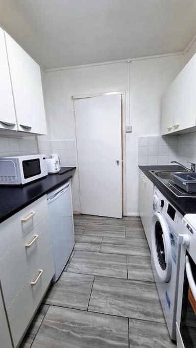 2 Bedroom Apartment In Kennington Λονδίνο Εξωτερικό φωτογραφία